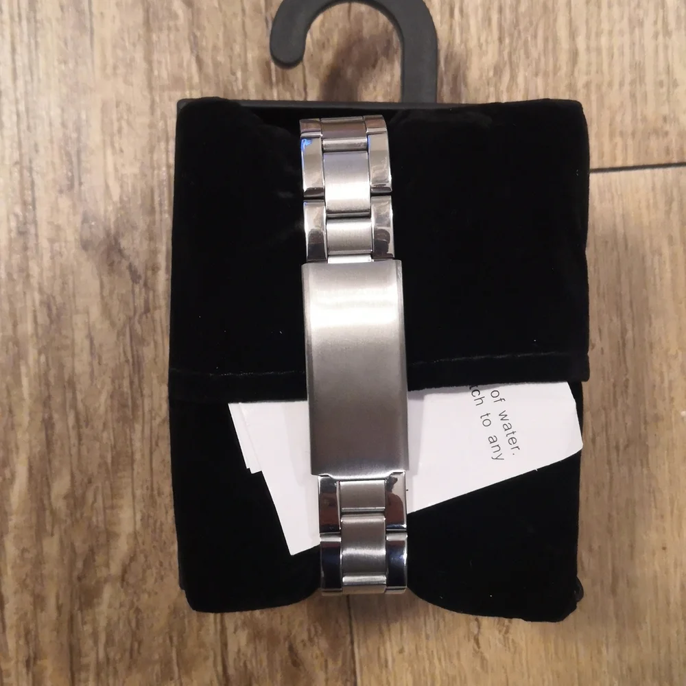 Watch - Picture 3 of 4